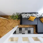 Boho Flamingo 아파트